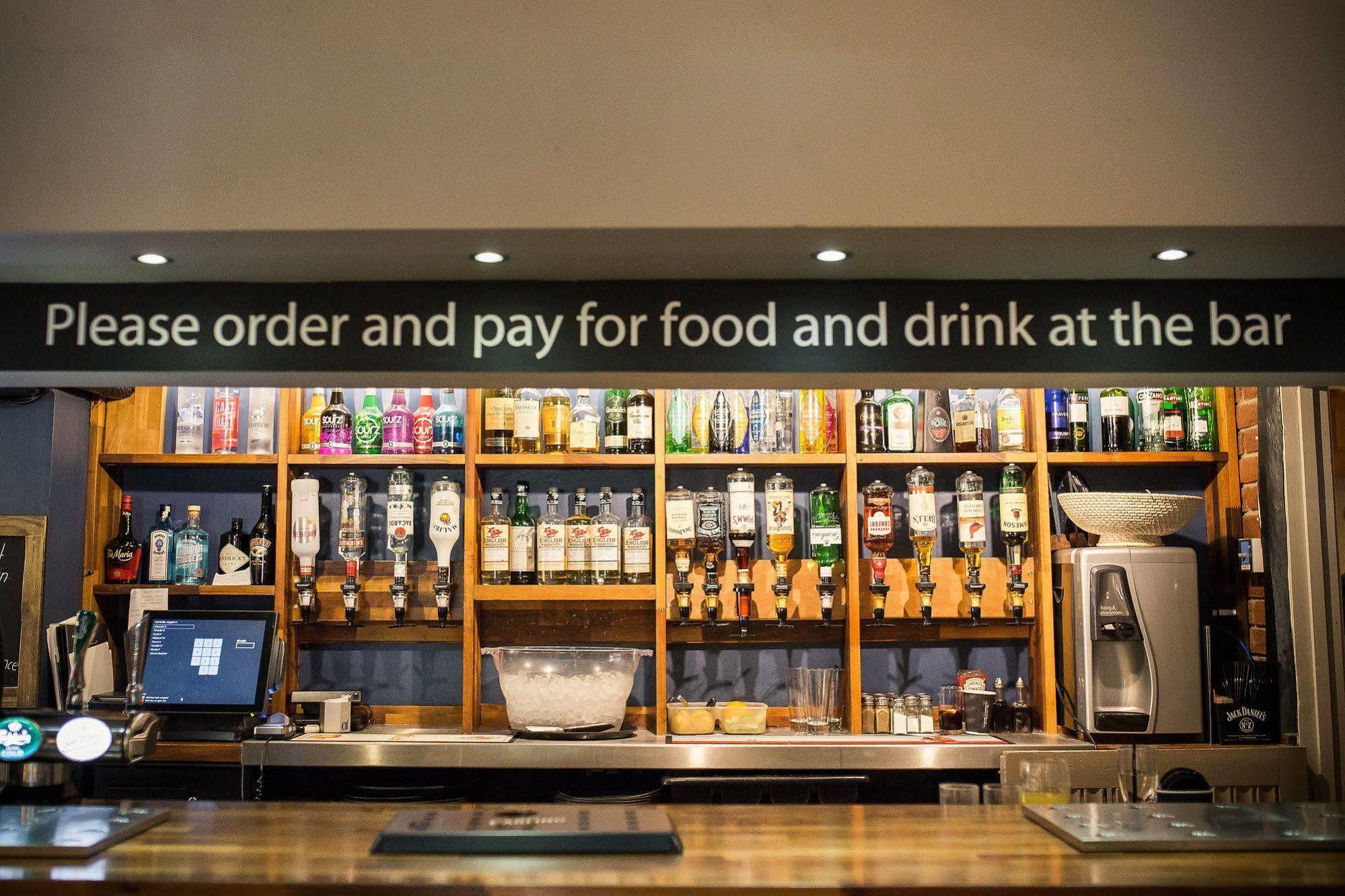 雅图伯勒 布理克兰旅馆酒店 外观 照片