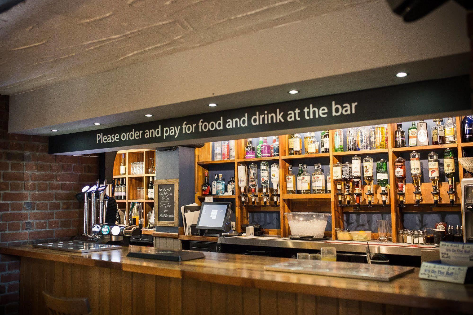 雅图伯勒 布理克兰旅馆酒店 外观 照片